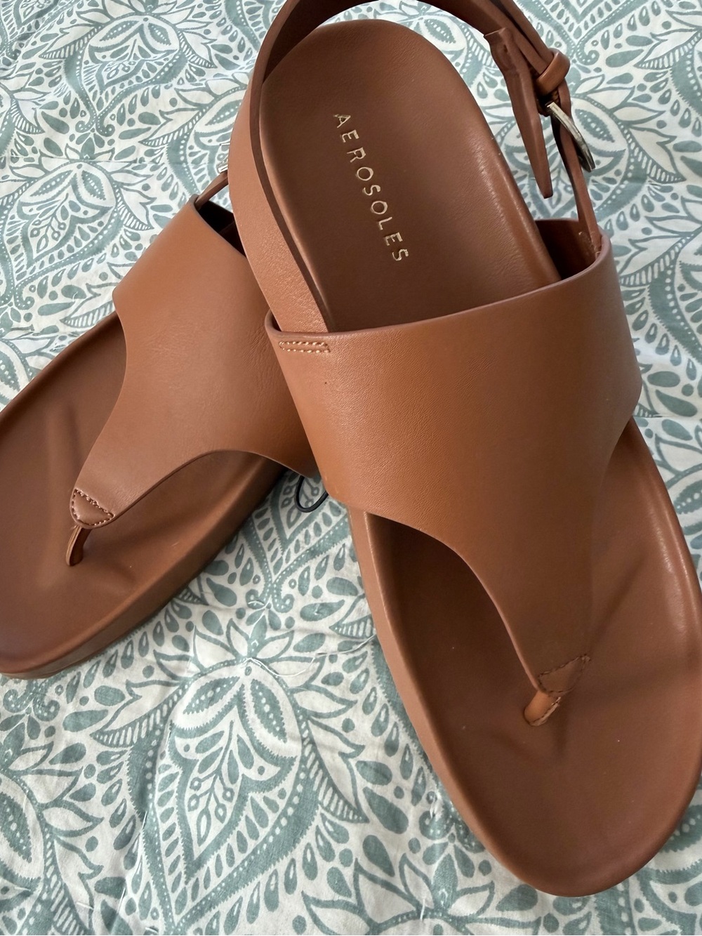 AEROSOLES Tan Leather “ Lash”Thong Sandals with Adjustable Ankle Strap